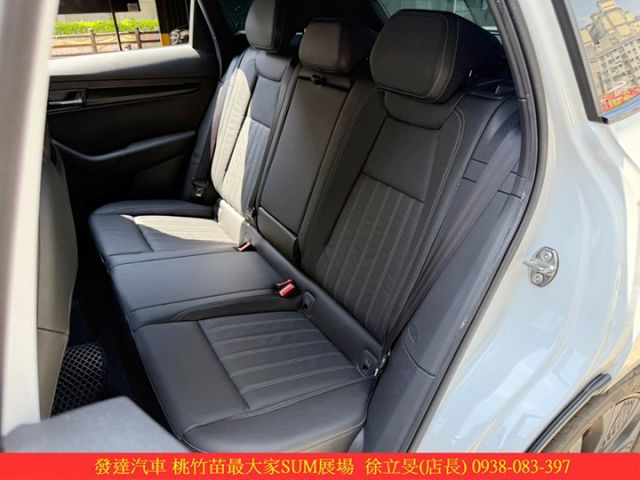 SKODA KAROQ  新玉山版 2023年 1.5 白 2335  第7張相片
