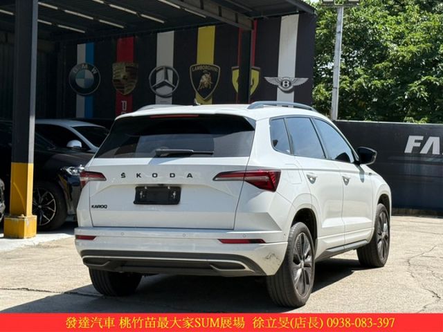 SKODA KAROQ  新玉山版 2023年 1.5 白 2335  第18張相片