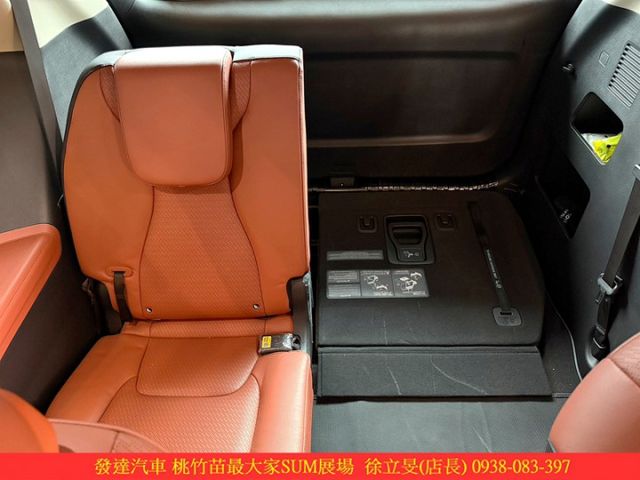 KIA CARNIVAL 柴油 2022年 2.2 黑 8800  第6張相片