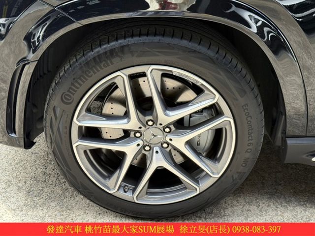 BENZ AMG GLE53 4MATIC+ COUPE 2022年 3.0 輕油電 黑 6366  第3張相片