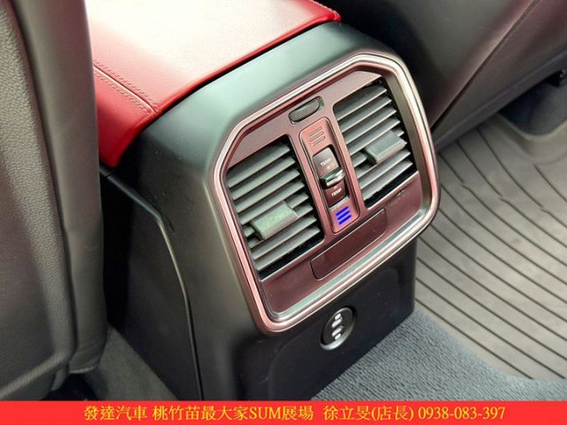 PORSCHE MACAN 2019年11月 2.0 白 6722  第9張相片