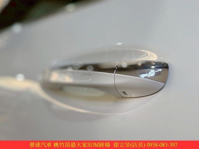 BENZ CLA250 4MATIC 2020年7 白 #0429  第3張相片
