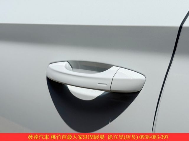 SKODA KAMIQ 2020年 1.5 白 6155  第4張相片