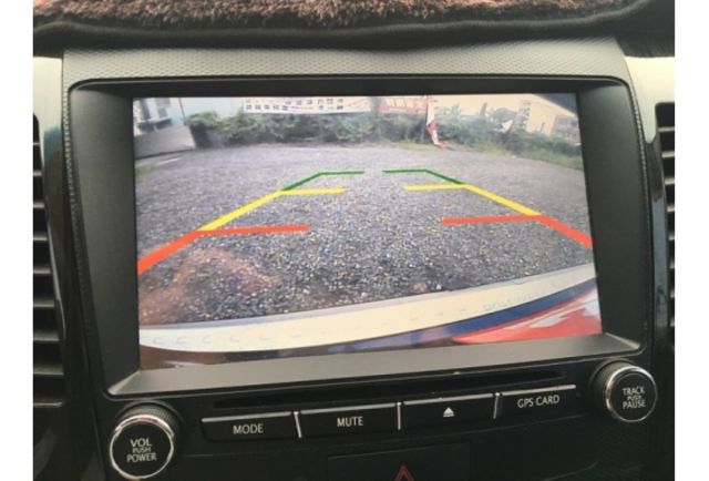 豪華版一手車/全車 原鈑件/里程保證/影音多合一  第18張相片