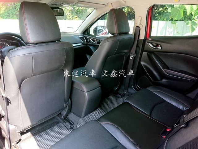 MAZDA馬自達 MAZDA 3  第8張相片