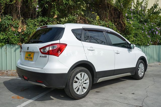 SUZUKI鈴木 SX4  第2張相片
