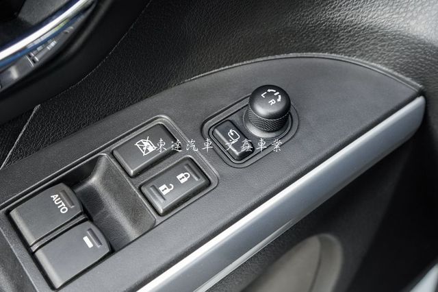SUZUKI鈴木 SX4  第13張相片