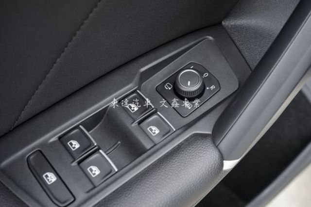 VOLKSWAGEN福斯 TIGUAN  第15張相片