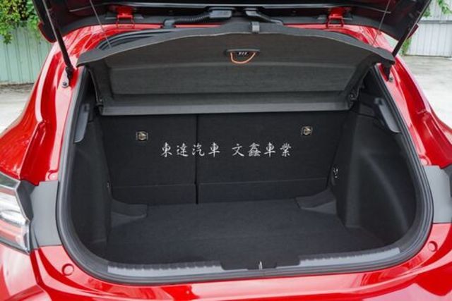 TOYOTA豐田 AURIS  第6張相片