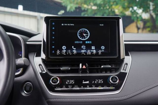 TOYOTA豐田 AURIS  第15張相片