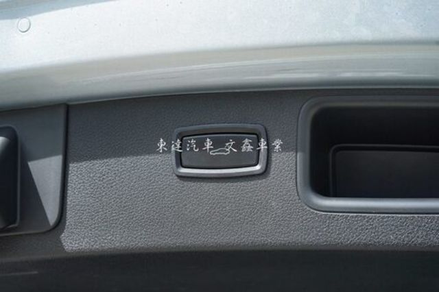 PORSCHE保時捷 MACAN S  第18張相片