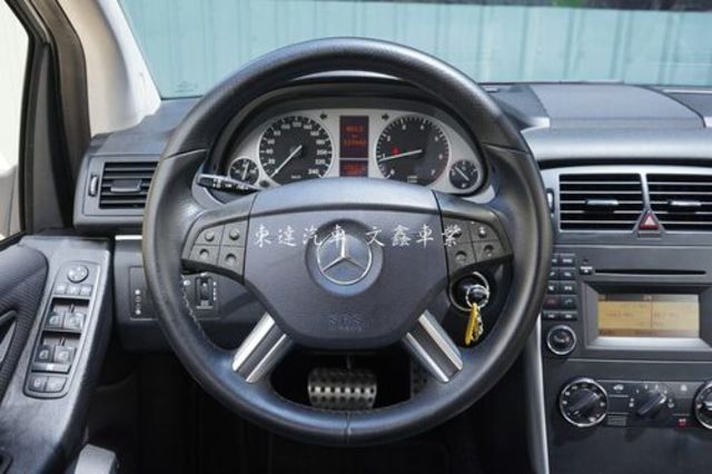 M-BENZ賓士 B170  第13張相片