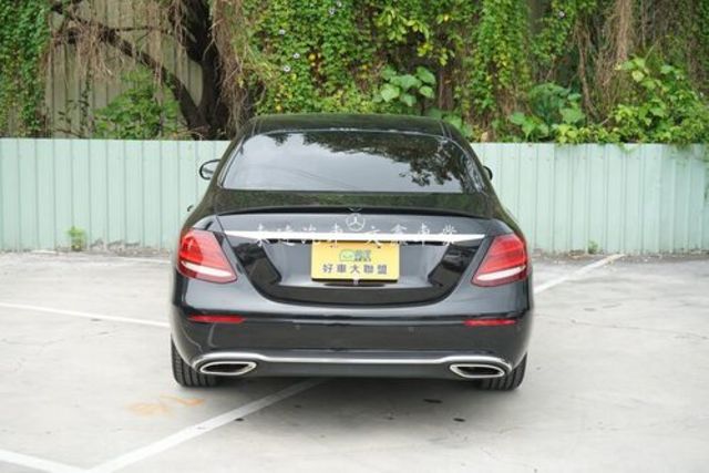 M-BENZ賓士 E200  第4張相片