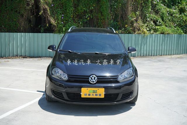 VOLKSWAGEN福斯 GOLF VARIANT  第3張相片