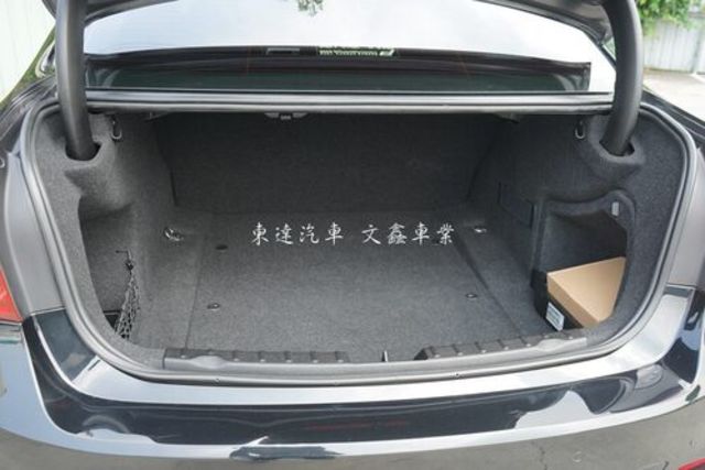 BMW寶馬 320I  第6張相片