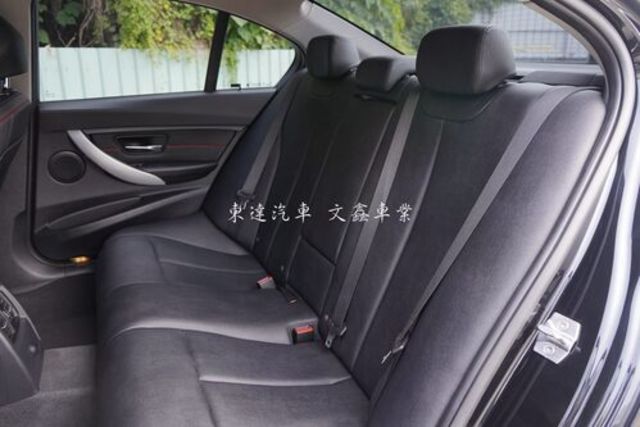 BMW寶馬 320I  第9張相片