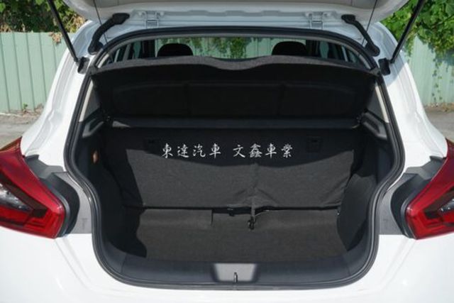 NISSAN日產 TIIDA  第6張相片