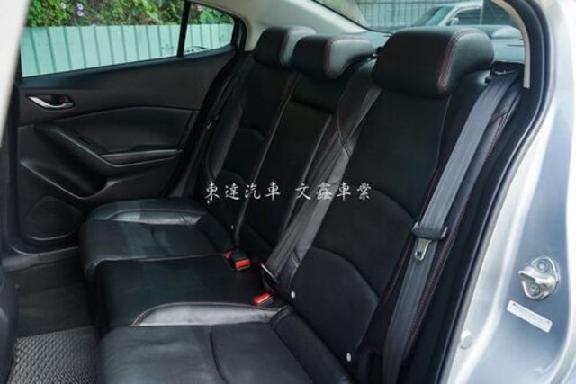 MAZDA馬自達 MAZDA 3  第10張相片
