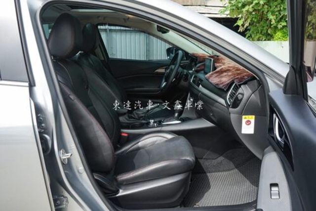 MAZDA馬自達 MAZDA 3  第11張相片