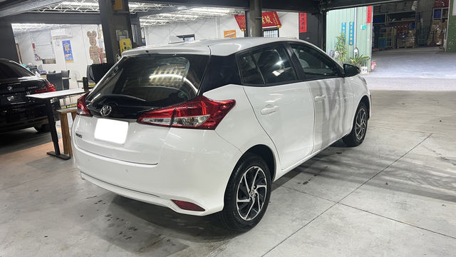 TOYOTA豐田 YARIS  第3張相片