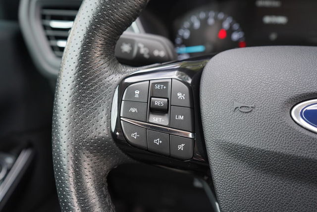FORD福特 KUGA  第12張相片