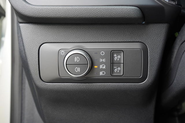 FORD福特 KUGA  第16張相片
