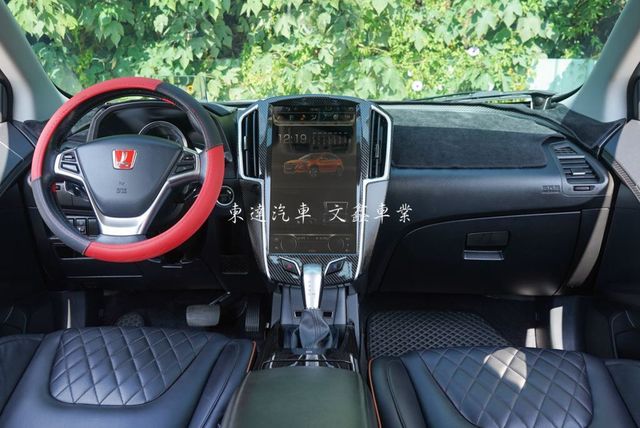 LUXGEN納智捷 U6 TURBO  第13張相片