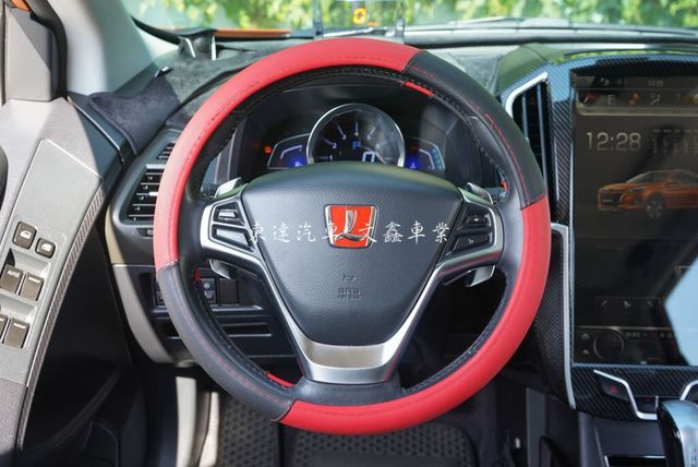 LUXGEN納智捷 U6 TURBO  第14張相片