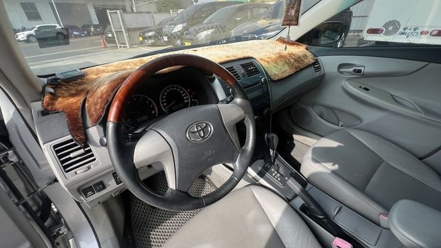 TOYOTA豐田 ALTIS  第5張相片
