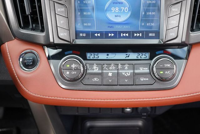 TOYOTA豐田 RAV4  第17張相片