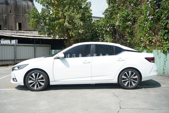 NISSAN日產 SENTRA  第13張相片