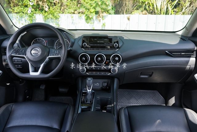NISSAN日產 SENTRA  第27張相片