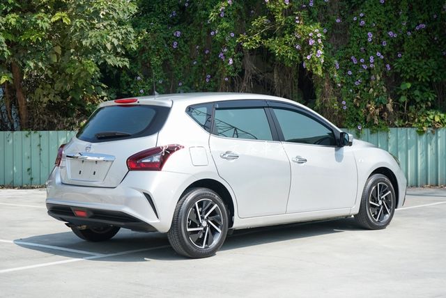 NISSAN日產 TIIDA  第7張相片