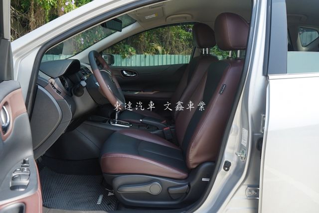 NISSAN日產 TIIDA  第17張相片