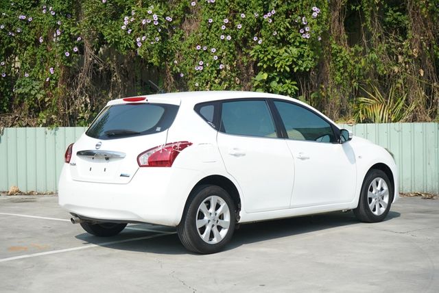 NISSAN日產 TIIDA  第7張相片