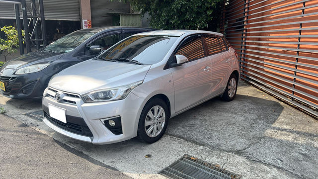 TOYOTA豐田 YARIS  第1張相片