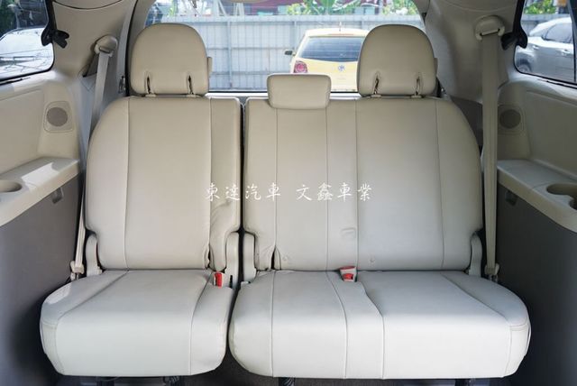 TOYOTA豐田 SIENNA  第11張相片
