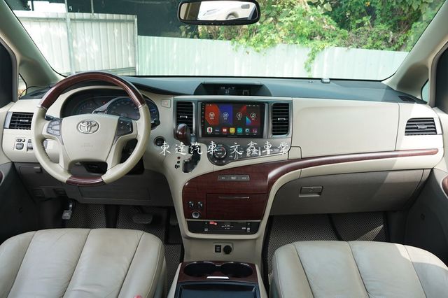 TOYOTA豐田 SIENNA  第12張相片
