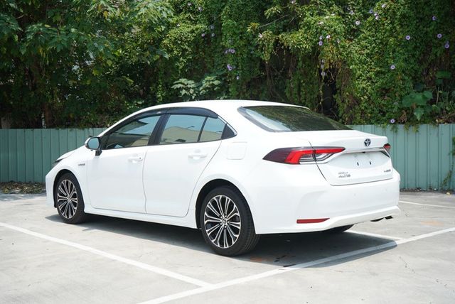 TOYOTA豐田 ALTIS  第6張相片