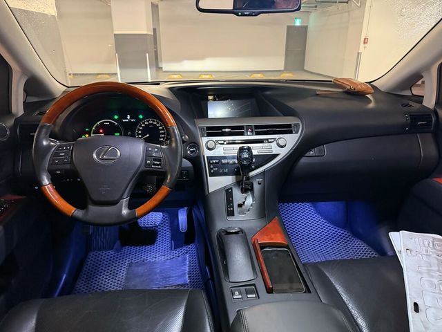LEXUS凌志 RX450H  第5張相片