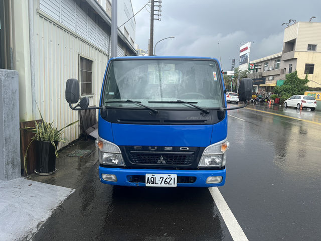 MITSUBISHI三菱 CANTER  第2張相片
