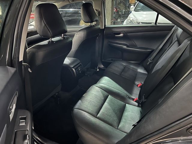 TOYOTA豐田 CAMRY  第6張相片
