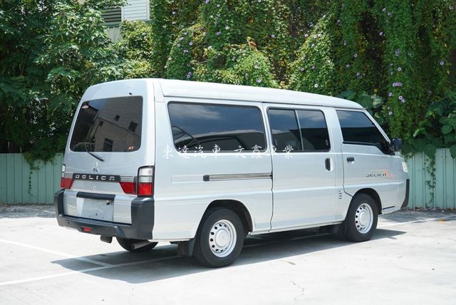 MITSUBISHI三菱 DELICA  第4張相片
