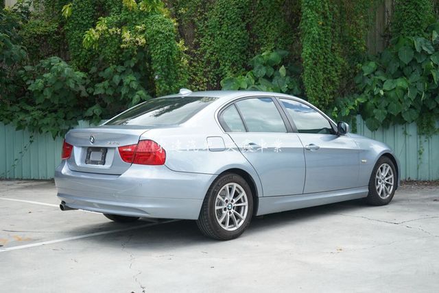 BMW寶馬 320I  第4張相片