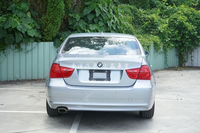 BMW寶馬 320I  第5張相片