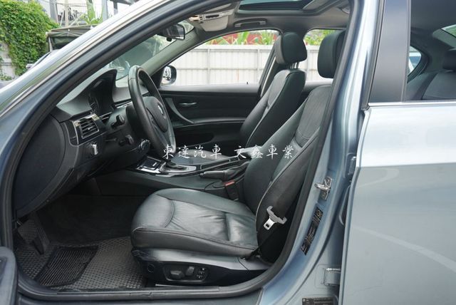 BMW寶馬 320I  第7張相片