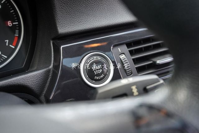 BMW寶馬 320I  第15張相片