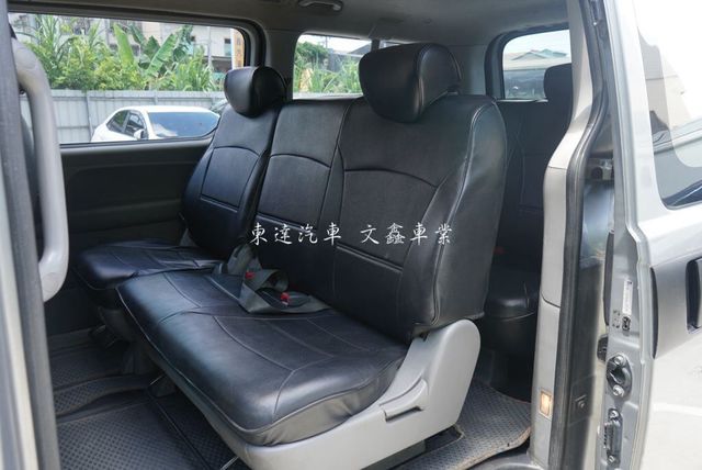HYUNDAI現代 STAREX  第10張相片