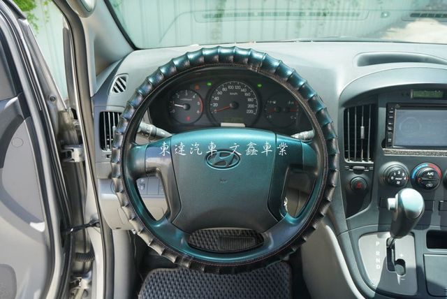HYUNDAI現代 STAREX  第14張相片