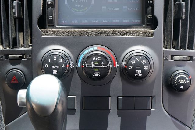 HYUNDAI現代 STAREX  第18張相片